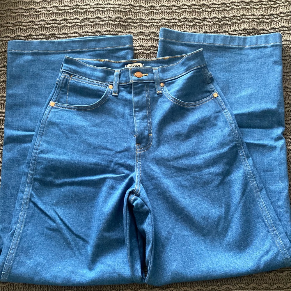 Wrangler jeans, wide leg